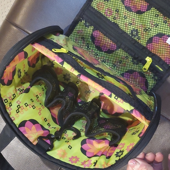 *Sold*Dakine bag - Picture 5 of 6